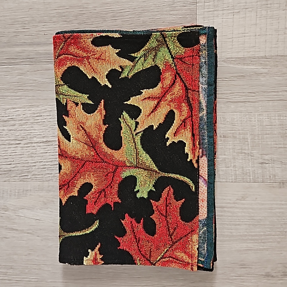 Fall leaves runner - Picture 3 of 3